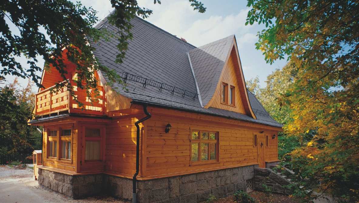 Płytki dachowe wyglądające jak łupek